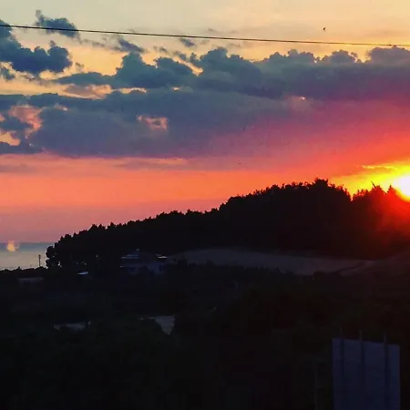 Avenia Potidea 아파트 네아 포티데아